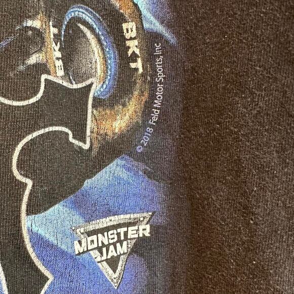 Vintage Y2K Grave Digger Monster Truck Shirt - Picture 4 of 7